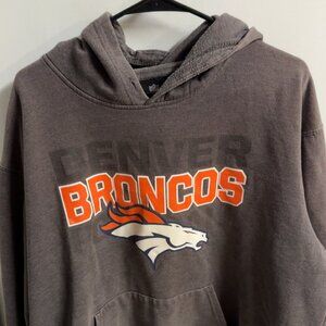 Hoodie broncos no size, looks to fit xl